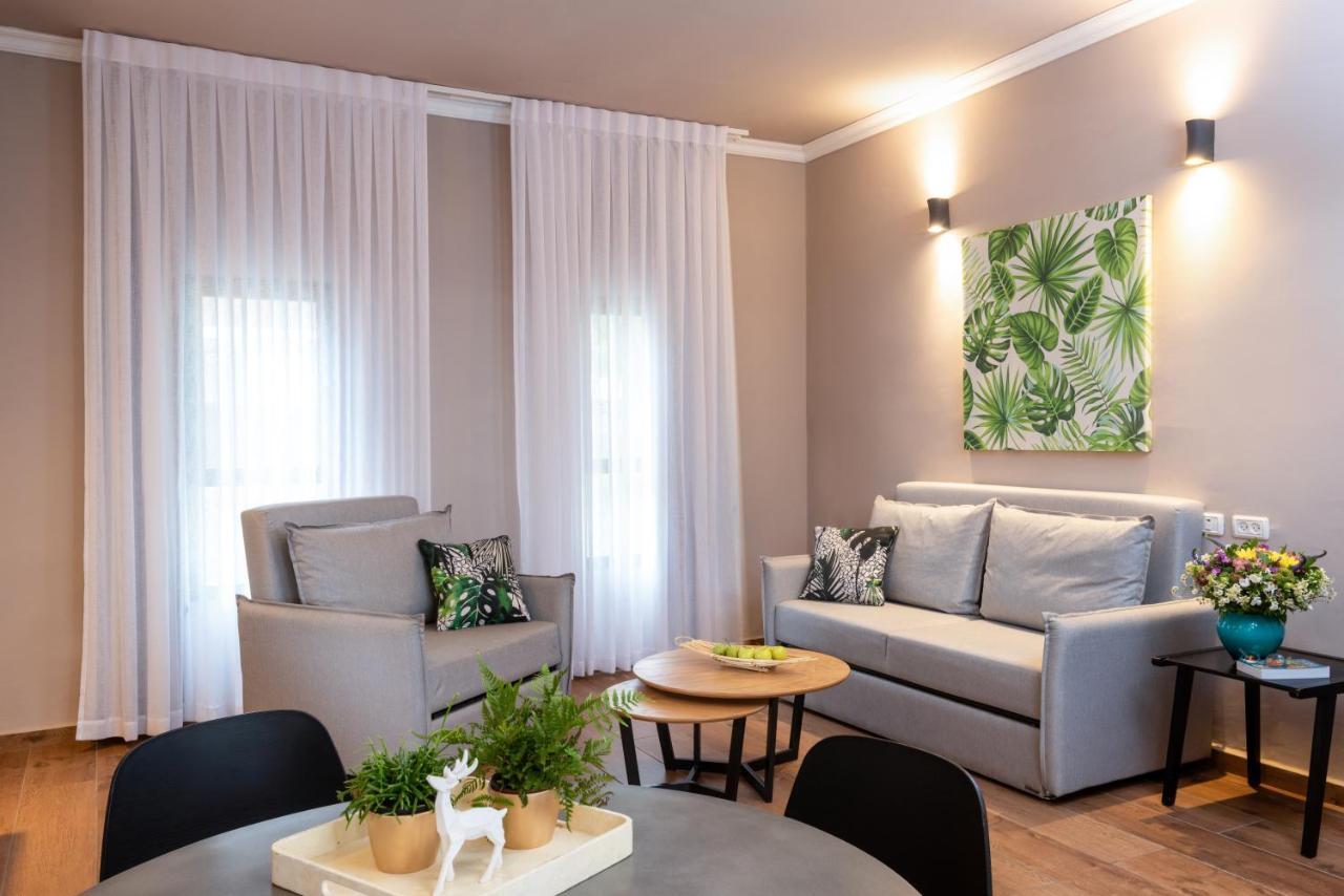 Erettz Dafna Travel Hotel エクステリア 写真